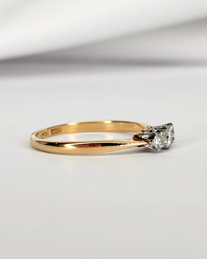 Bague Trilogie Diamants 0.25 carat "Tosca" - Elliade Paris