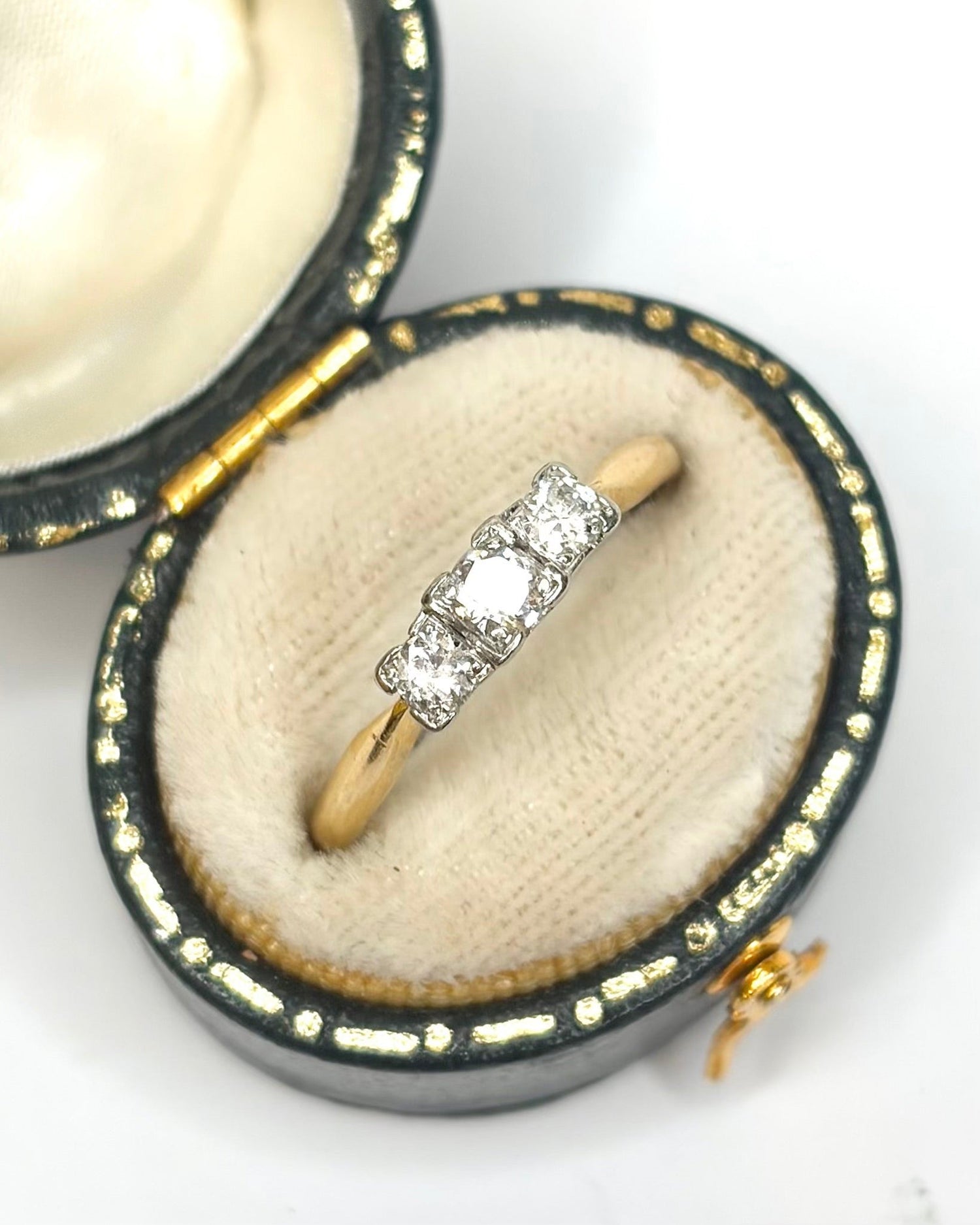 Bague Trilogie Diamants 0.34 carat "Amanda" - Elliade Paris