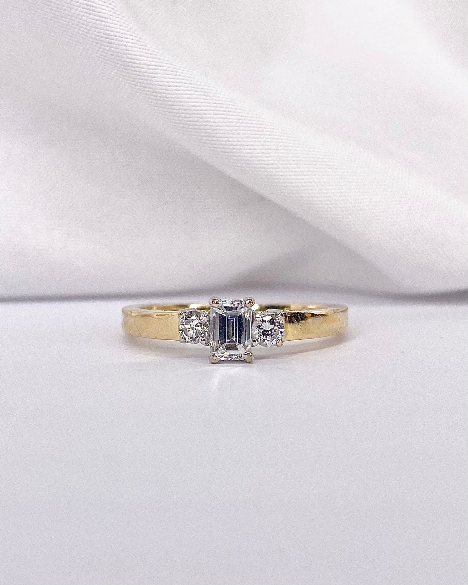 Bague Trilogie Diamants 0.36 carat &quot;Jasmine&quot; - Elliade Paris