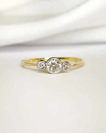 Bague Trilogie Diamants 0.39 carat "Salomé" - Elliade Paris