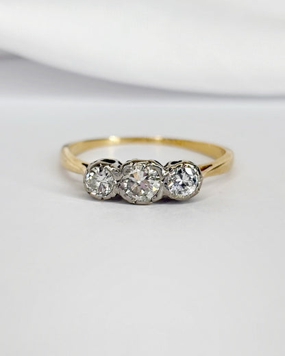 Bague Trilogie Diamants 0.40 carat "Ange" - Elliade Paris