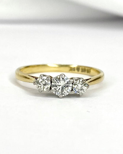 Bague Trilogie Diamants 0.43 carat "Camélia" - Elliade Paris