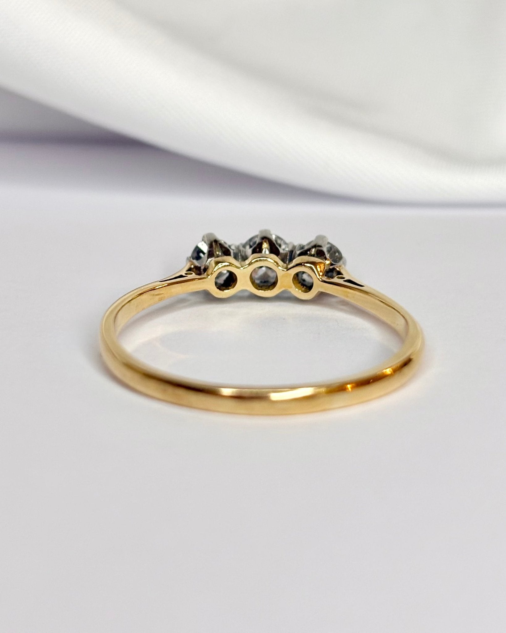 Bague Trilogie Diamants 0.45 carat "Eliane" - Elliade Paris