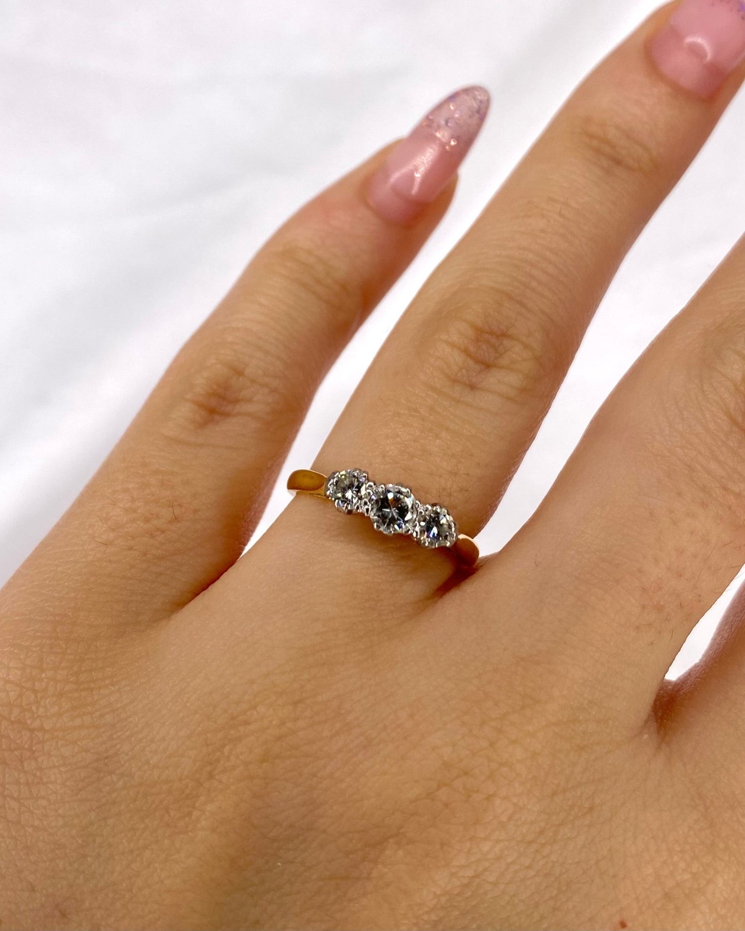 Bague Trilogie Diamants 0.45 carat "Zoé" - Elliade Paris