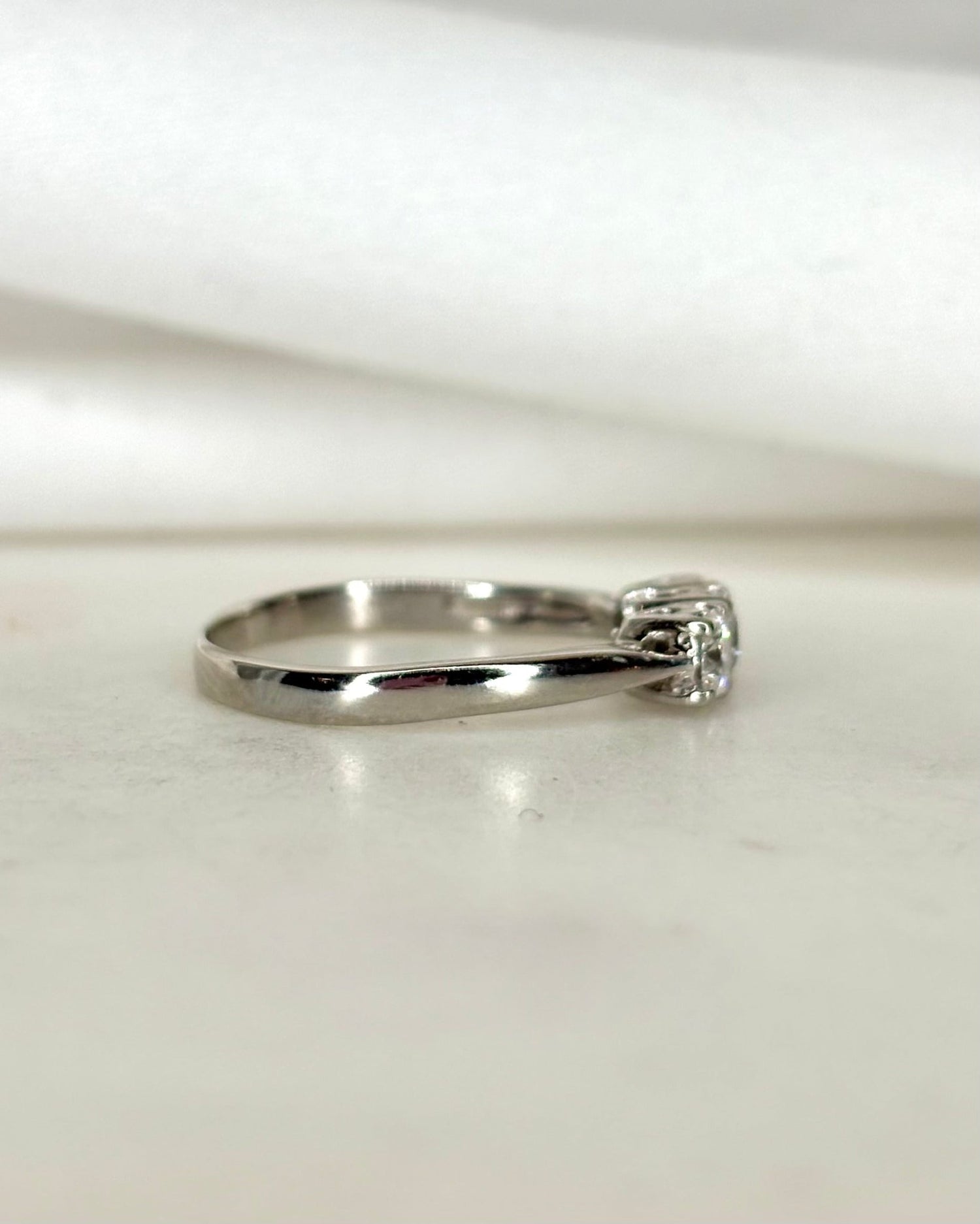 Bague Trilogie Diamants 0.57 carat &quot;Paloma&quot; - Elliade Paris
