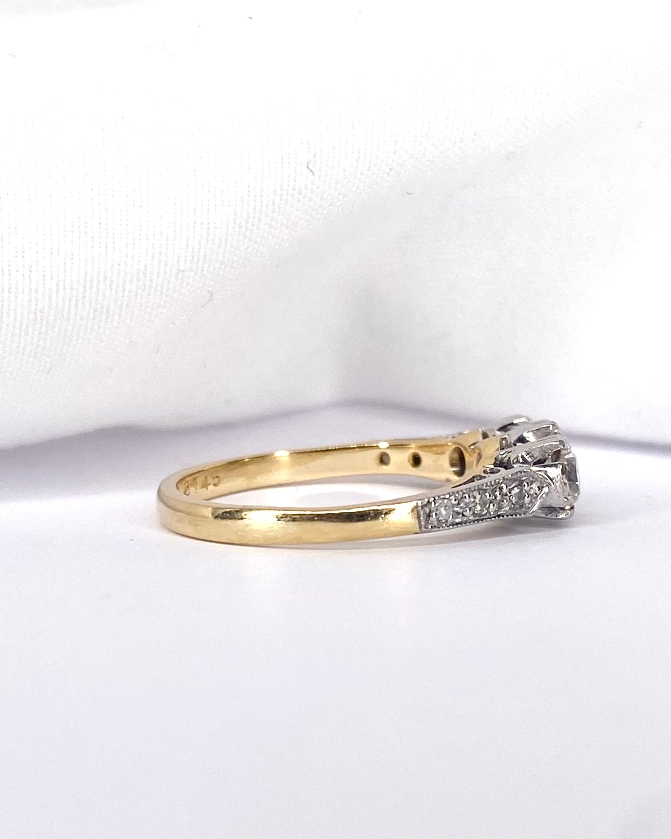 Bague Trilogie Diamants 0.68 carat "Enea" - Elliade Paris