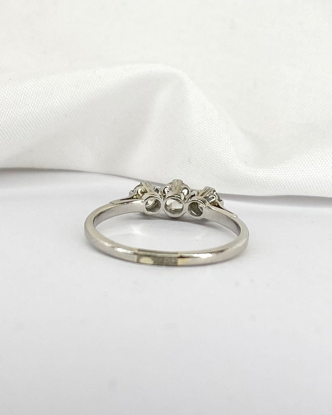 Bague Trilogie Diamants 0.72 carat &quot;Galinda&quot; - Elliade Paris