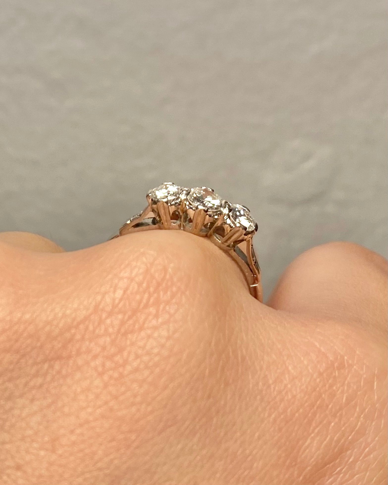 Bague Trilogie Diamants 0.72 carat &quot;Galinda&quot; - Elliade Paris