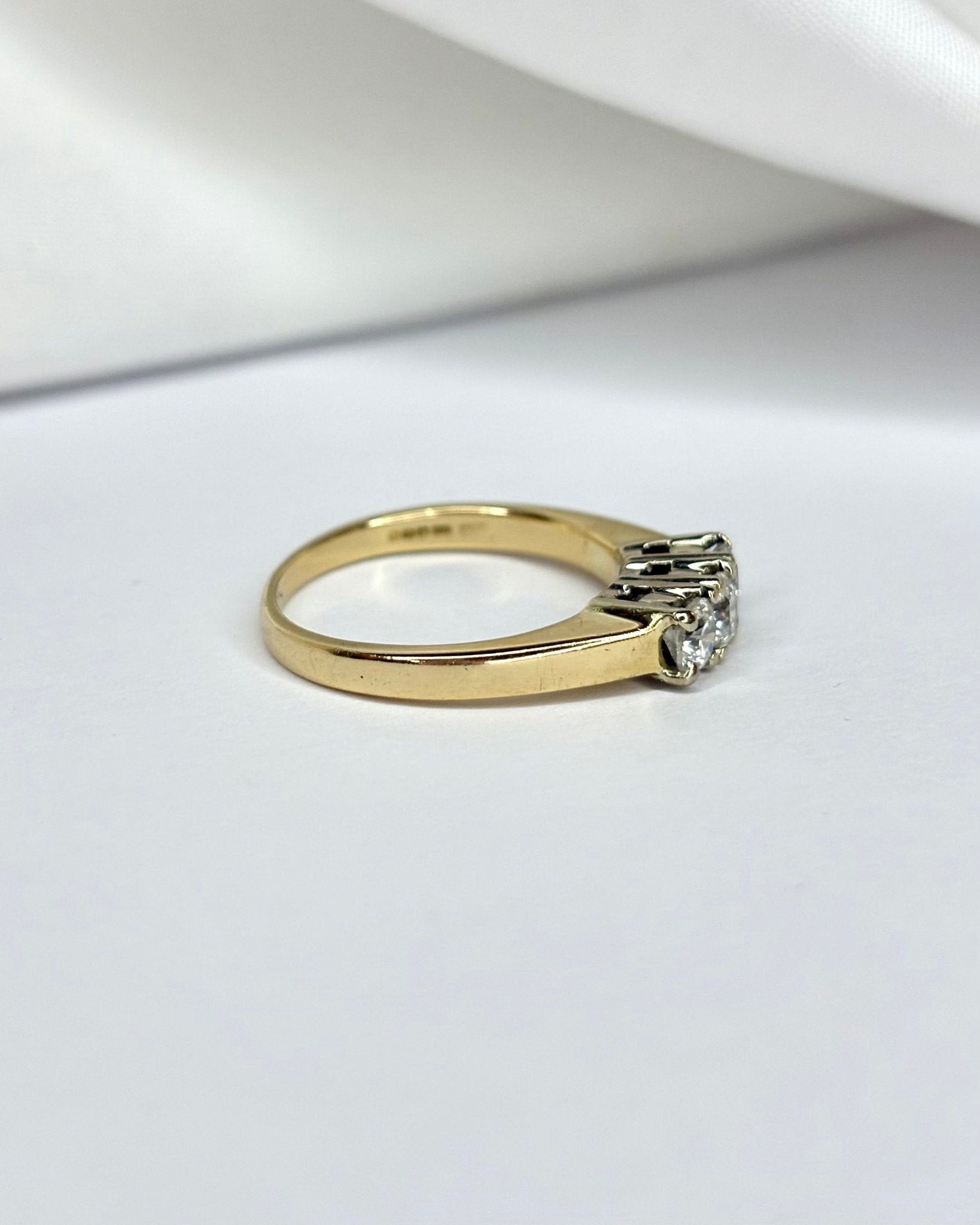 Bague Trilogie Diamants 0.75 carat "Simone" - Elliade Paris
