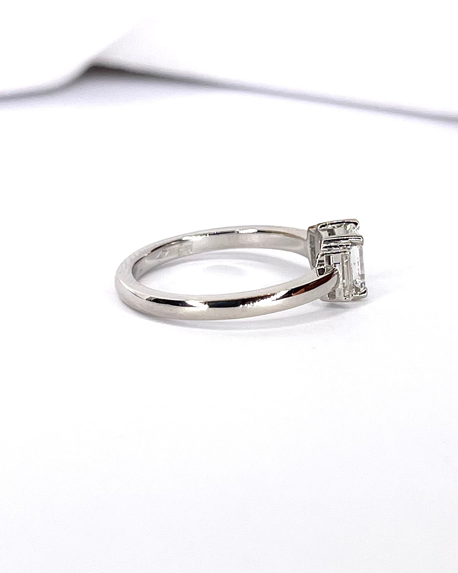 Bague Trilogie Diamants taille émeraude 1.08 carat "Anouck" - Elliade Paris