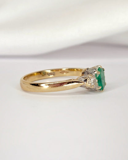 Bague Trilogie Émeraude 0.30 carat &amp; Diamants "Suzanne" - Elliade Paris
