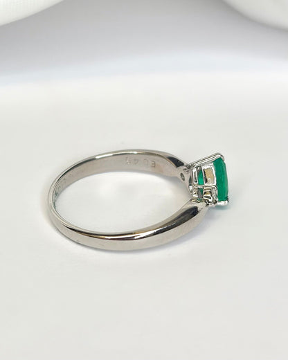 Bague Trilogie Émeraude 0.45 carat &amp; Diamants "Tessa" - Elliade Paris