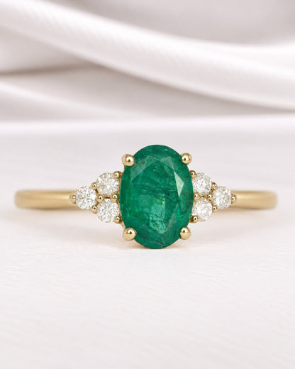 Bague Trilogie Émeraude 0.76 carat &amp; Diamants "Vanessa" - Elliade Paris