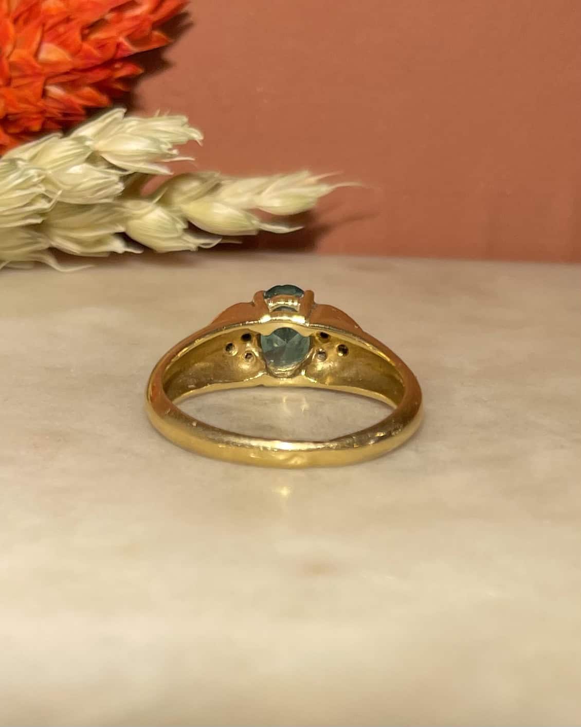 Bague Trilogie Emeraude 0.85 carat &amp; Diamants &quot;Daphné&quot; - Elliade Paris