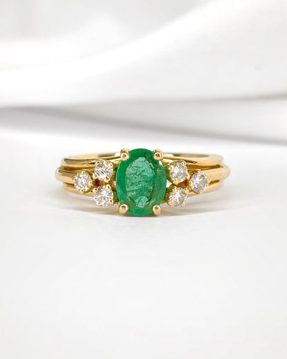 Bague Trilogie Émeraude 0.94 carat &amp; Diamants 0.30 carat "Cléa" - Elliade Paris