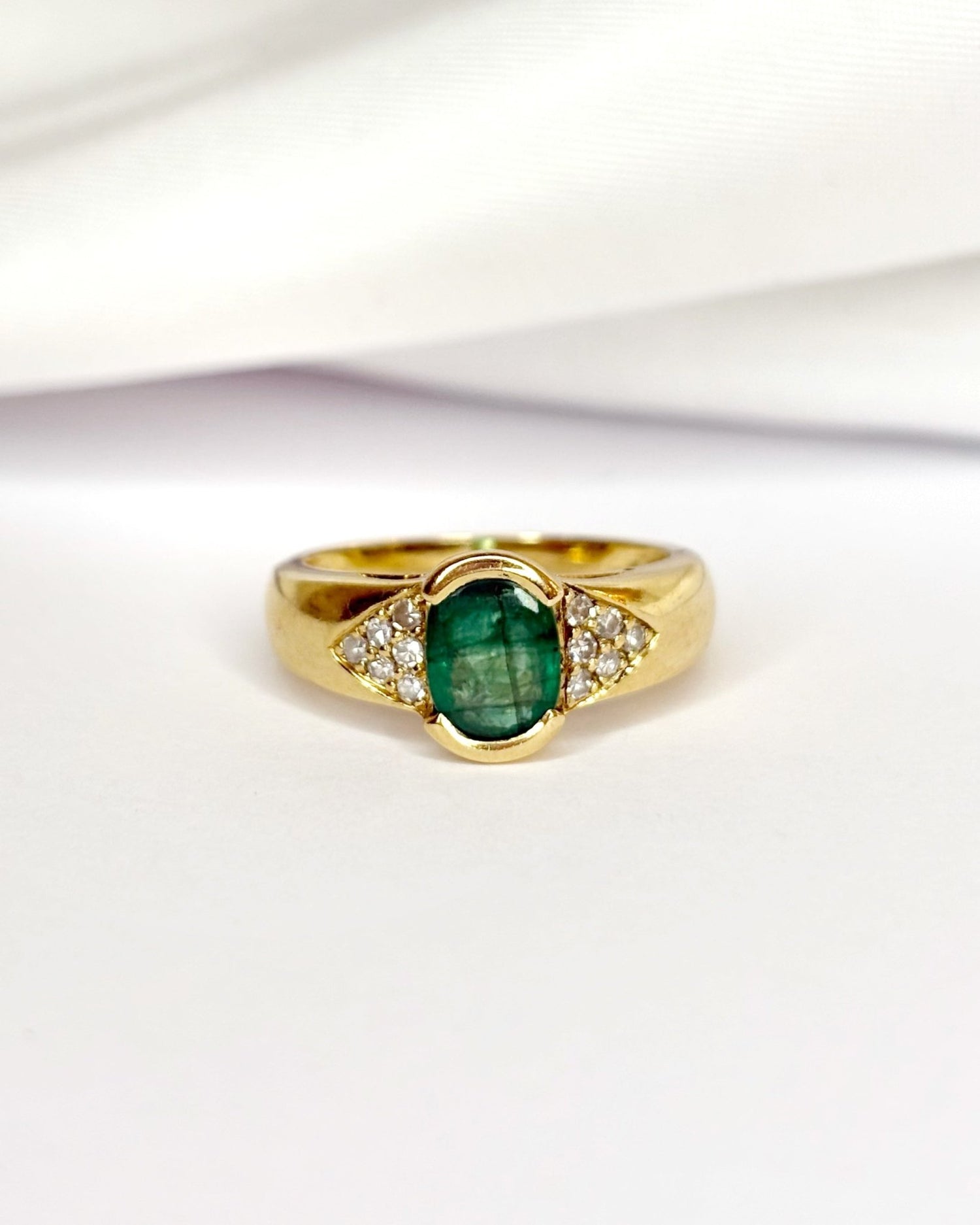 Bague Trilogie Émeraude 1 carat &amp; Diamants "Esmeralda" - Elliade Paris