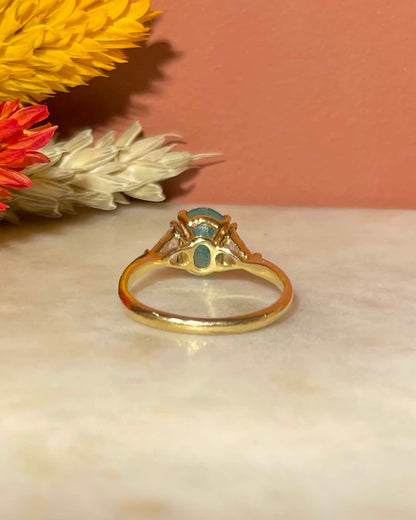 Bague Trilogie Émeraude 1.20 carat et Diamants &quot;Harmonie&quot; - Elliade Paris