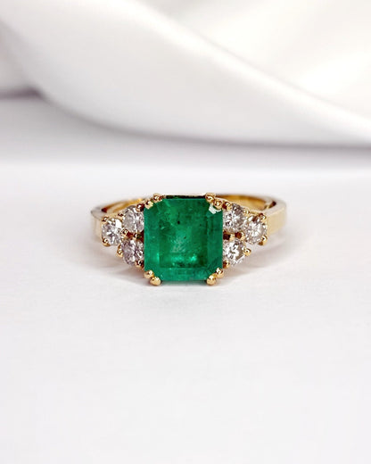 Bague Trilogie Émeraude 3 carats &amp; Diamants 0.48 carat "Anna" - Elliade Paris