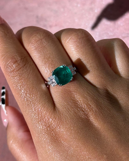 Bague Trilogie Émeraude 3.28 carats &amp; Diamants 4.56g "Branar" - Elliade Paris