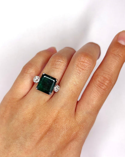 Bague Trilogie Émeraude 4 carats &amp; Diamants "Eliane" - Elliade Paris