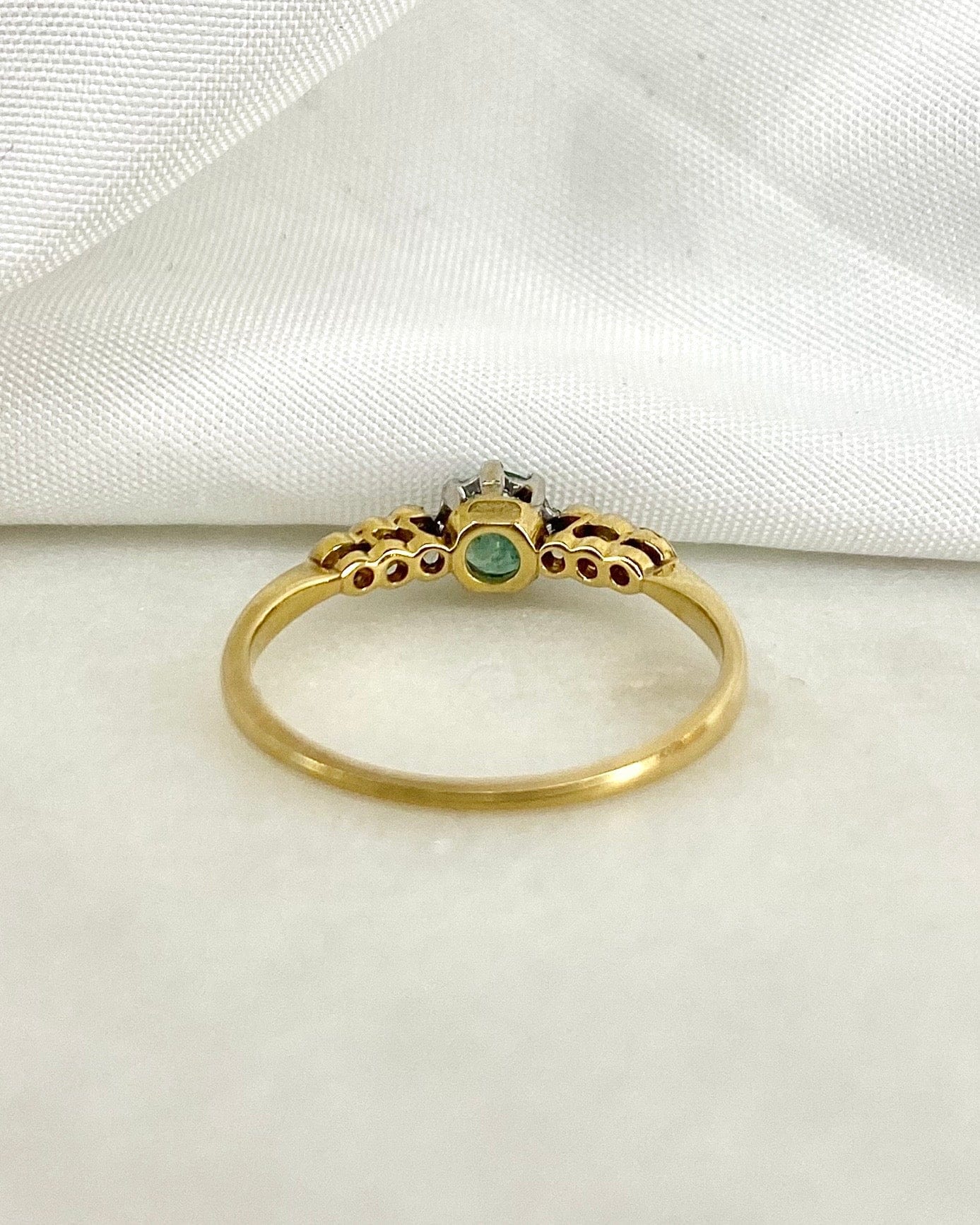Bague Trilogie Émeraude &amp; Diamants "Ayla" - Elliade Paris