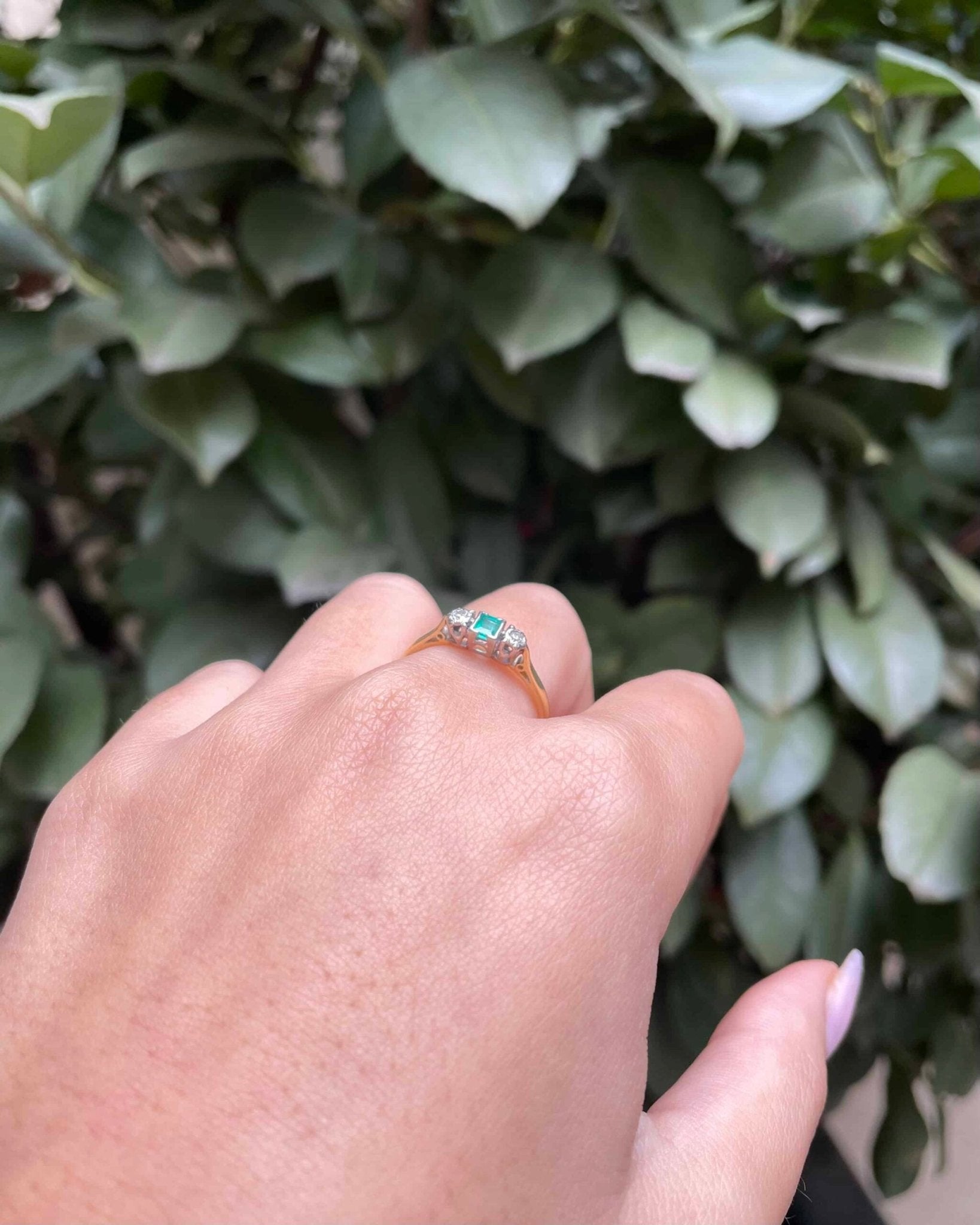 Bague Trilogie Emeraude &amp; Diamants "Helen" - Elliade Paris