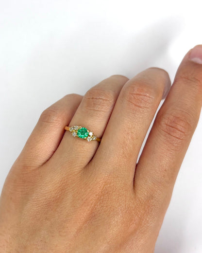 Bague Trilogie Émeraude &amp; Diamants "Lilia" - Elliade Paris