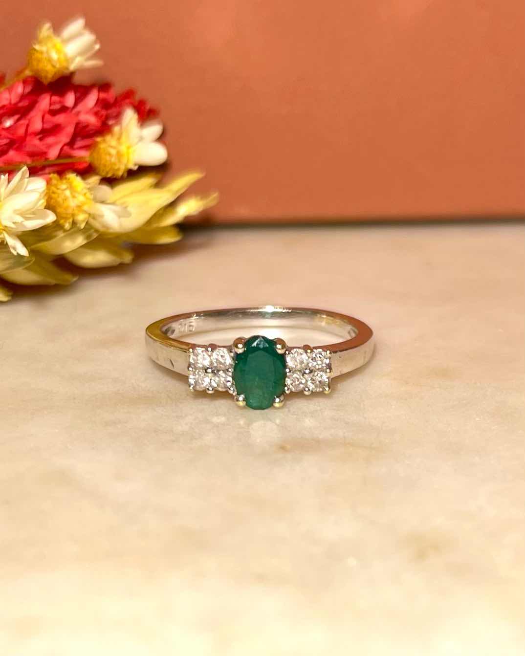 Bague Trilogie Emeraude &amp; Diamants &quot;Steph&quot; - Elliade Paris