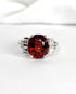 Bague Trilogie Grenat 3.43 carats & Diamants 0.31 carat "Mélusine" - Elliade Paris