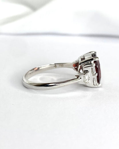 Bague Trilogie Grenat 3.43 carats &amp; Diamants 0.31 carat "Mélusine" - Elliade Paris
