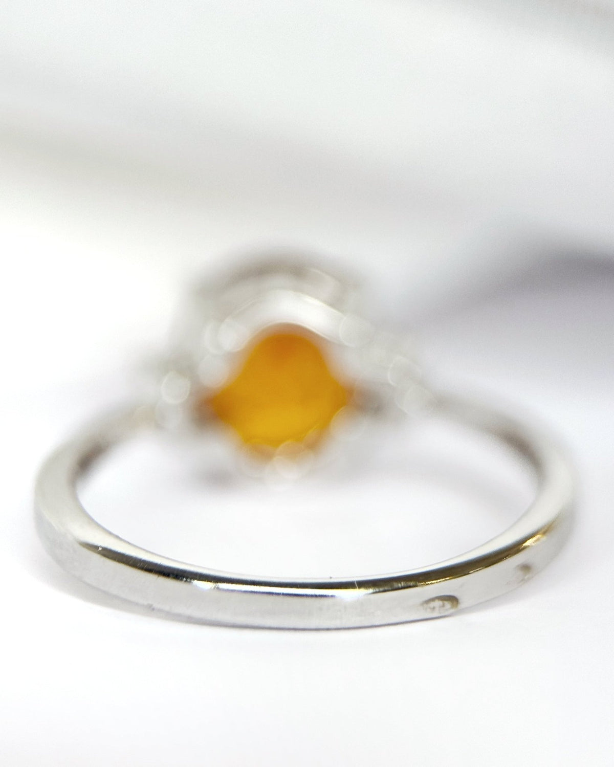 Bague Trilogie Grenat Spessartite 2.83 carats &amp; Diamants "Clara" - Elliade Paris