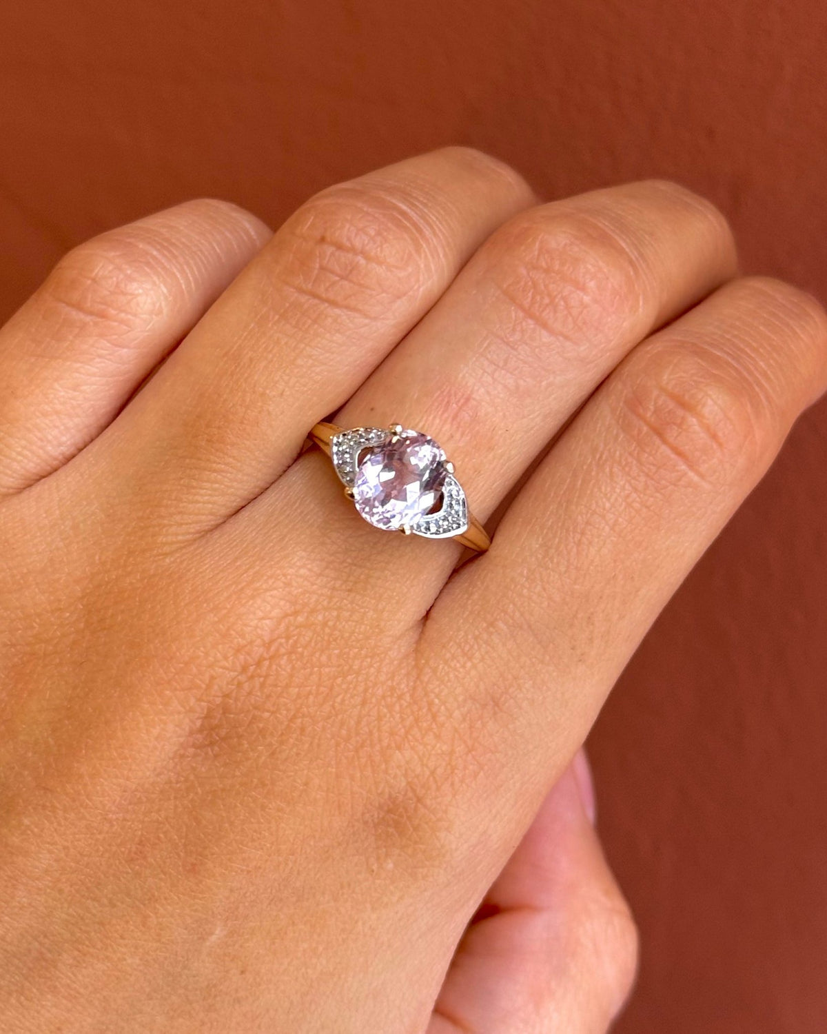 Bague Trilogie Kunzite 2.81 carats &amp; Diamants "Sidoine" - Elliade Paris