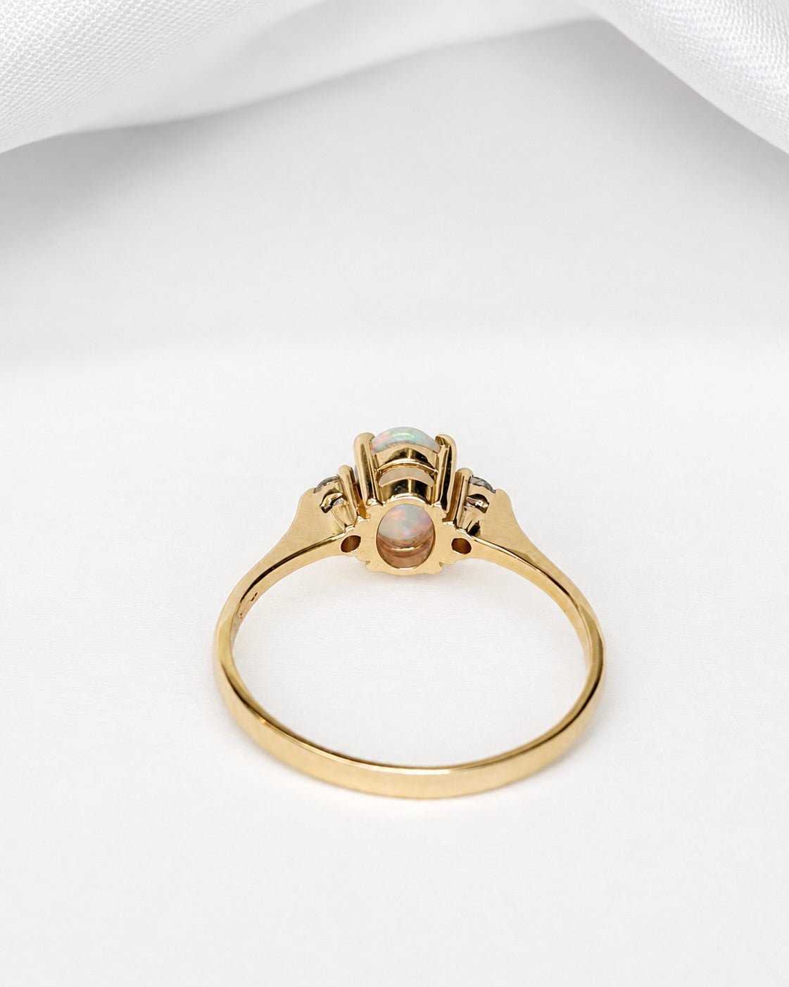 Bague Trilogie Opale 0.51 carat &amp; Diamants "Phénix" - Elliade Paris