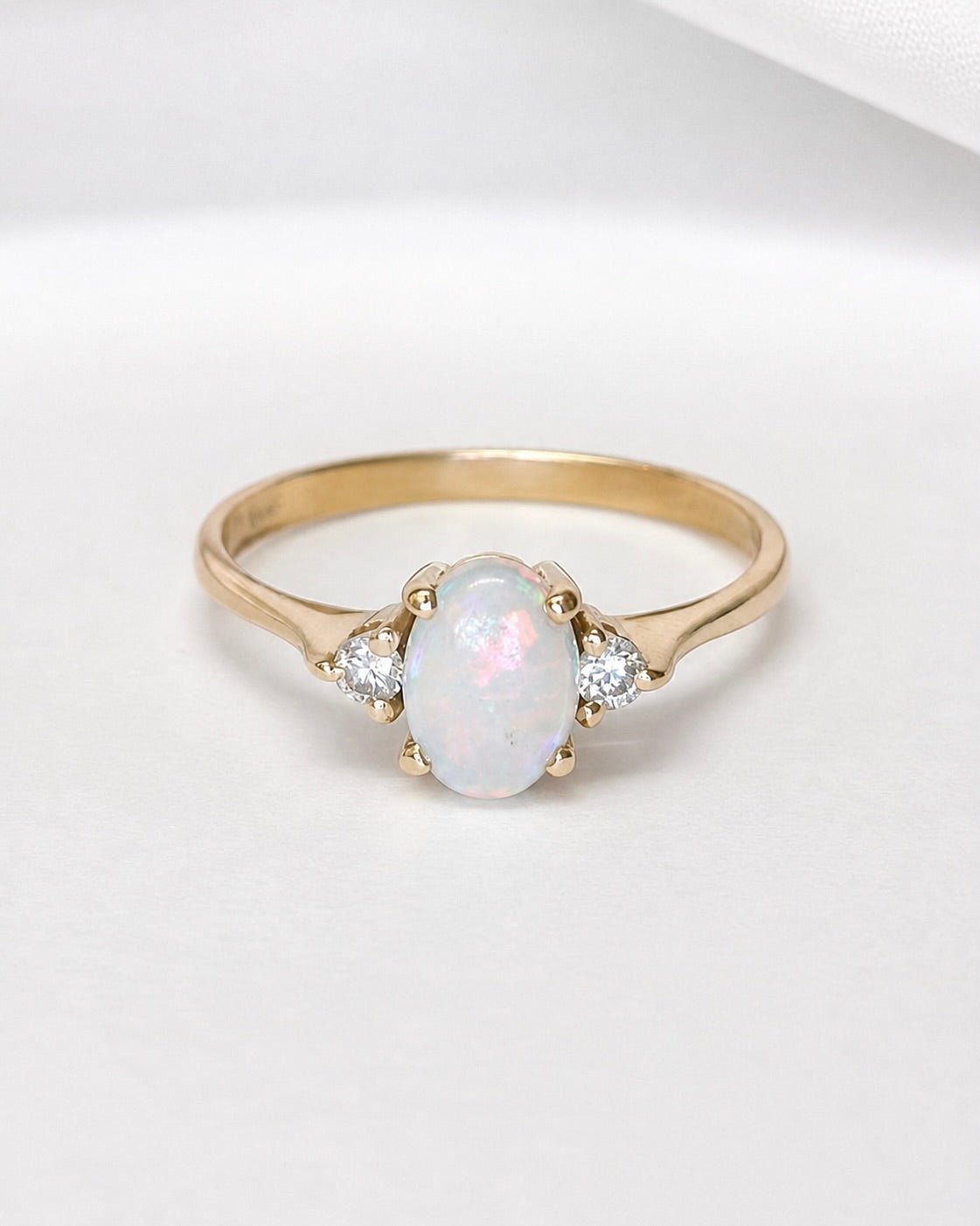 Bague Trilogie Opale 0.51 carat &amp; Diamants "Phénix" - Elliade Paris