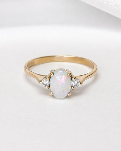 Bague Trilogie Opale 0.51 carat &amp; Diamants "Phénix" - Elliade Paris