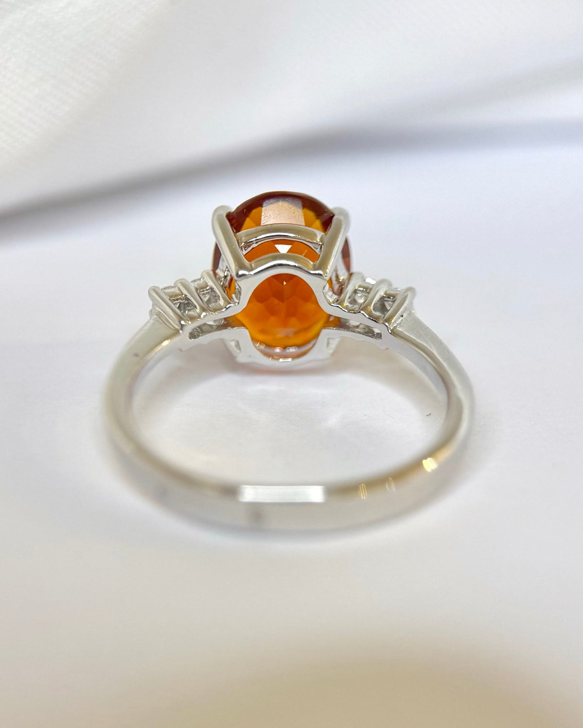 Bague Trilogie Opale de Feu 1.61 carat &amp; Diamants "Mégane" - Elliade Paris
