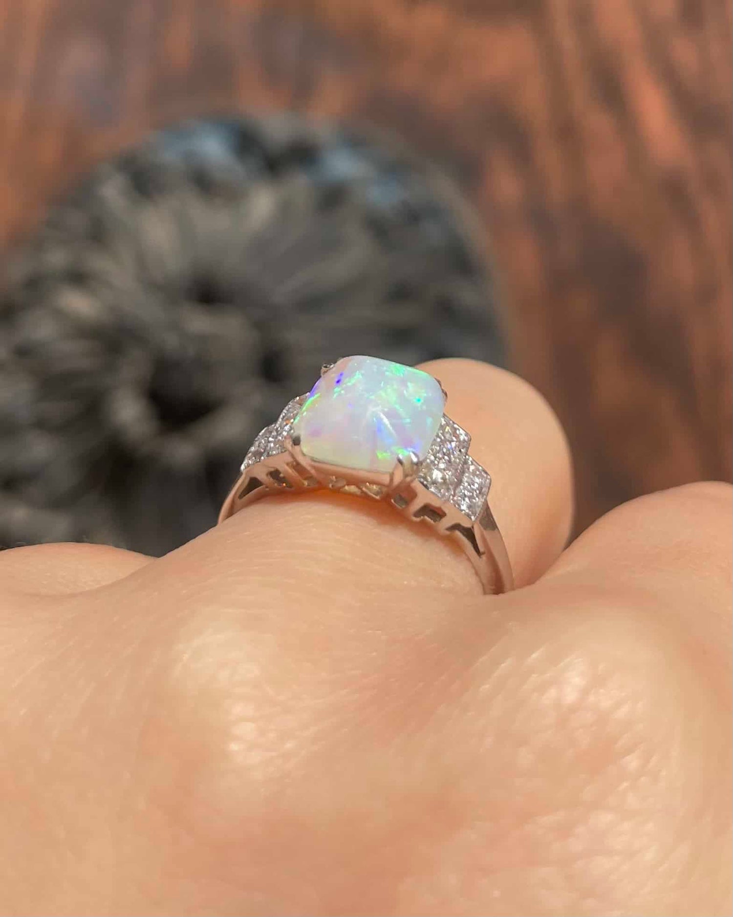 Bague Trilogie Opale 1.50 Carat &amp; Diamants &quot;Karine&quot;