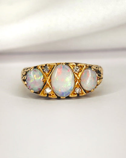 Bague Trilogie Opales 0.52 carat &amp; Diamants "Flamine" - Elliade Paris