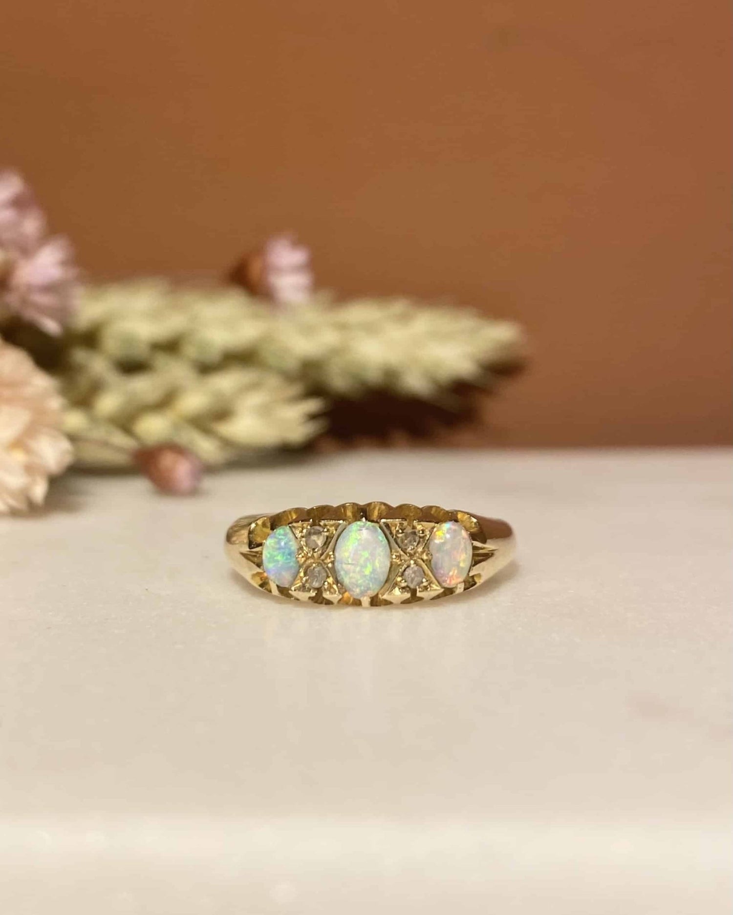 Bague Trilogie Opales &amp; Diamants &quot;Brianna&quot; - Elliade Paris