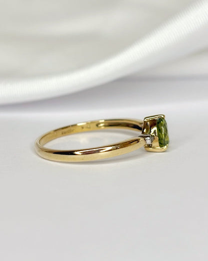 Bague Trilogie Péridot 0.80 carat &amp; Diamants "Romane" - Elliade Paris
