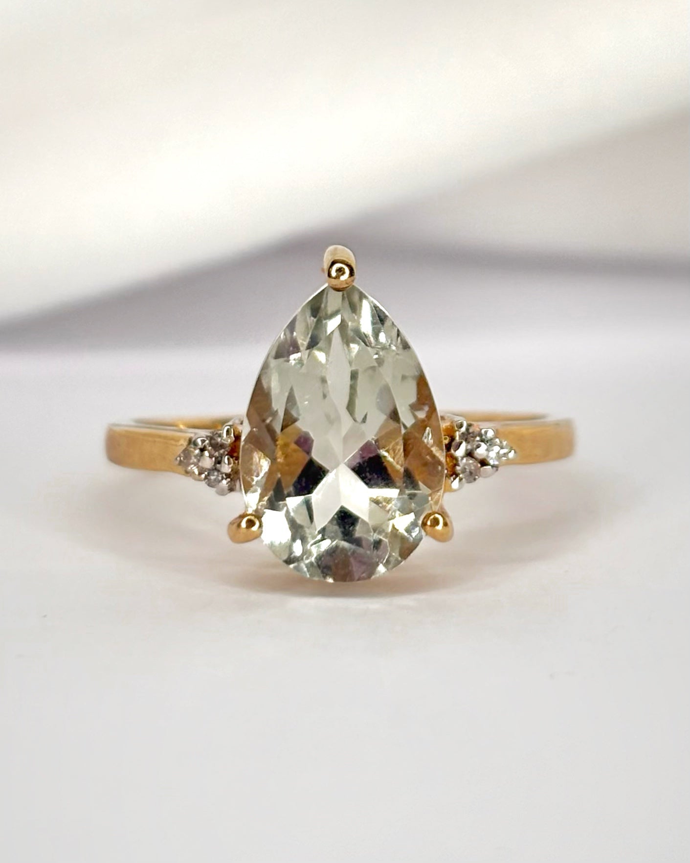 Bague Trilogie Prasiolite 3.10 carats &amp; Diamants "Marta" - Elliade Paris