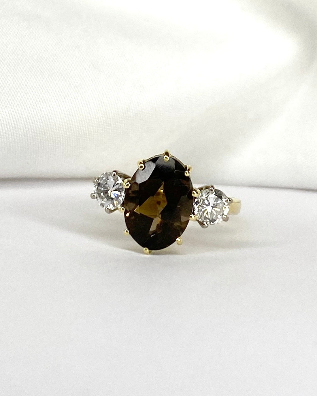 Bague Trilogie Quartz 4 carats &amp; Diamants 0.66 carat &quot;Lilia&quot; - Elliade Paris