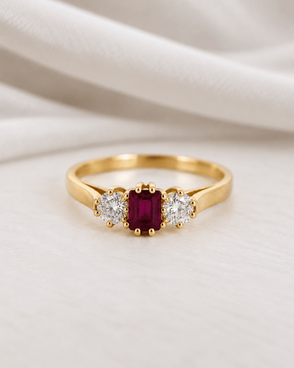 Bague Trilogie Rubis 0.28 carat &amp; Diamants "Diana" - Elliade Paris