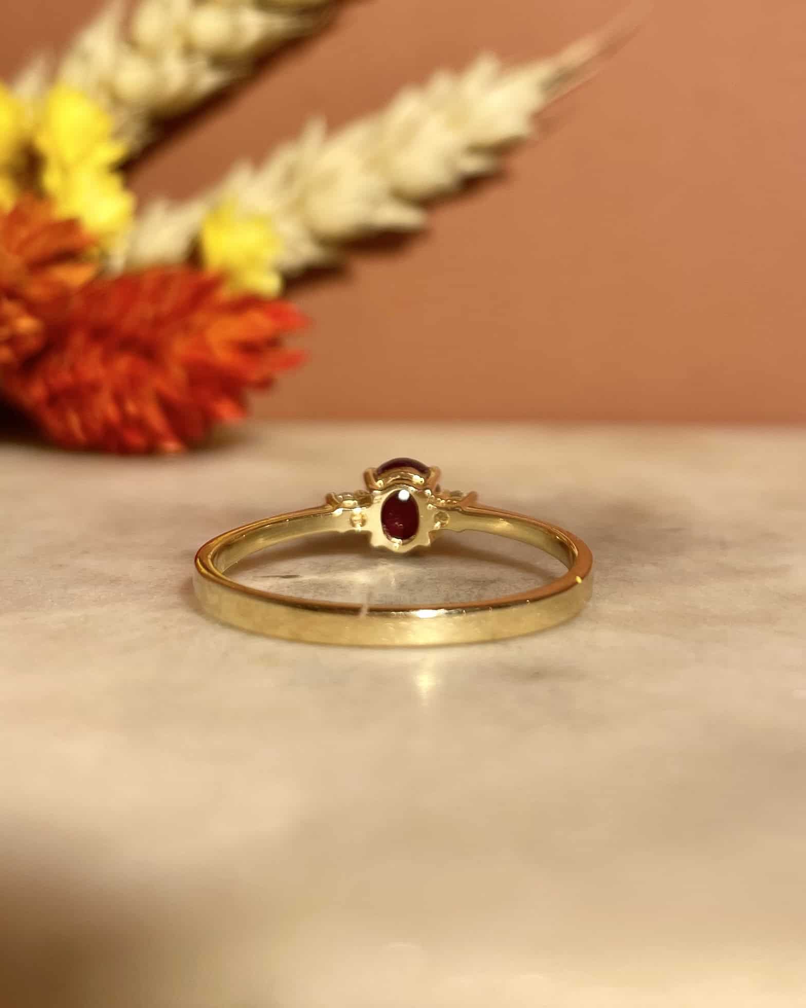 Bague Trilogie Rubis 0.40 Carat &amp; Diamants "Perry" - Elliade Paris