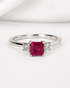 Bague Trilogie Rubis 0.50 carat & Diamants 0.20 carat "Rozenn" - Elliade Paris