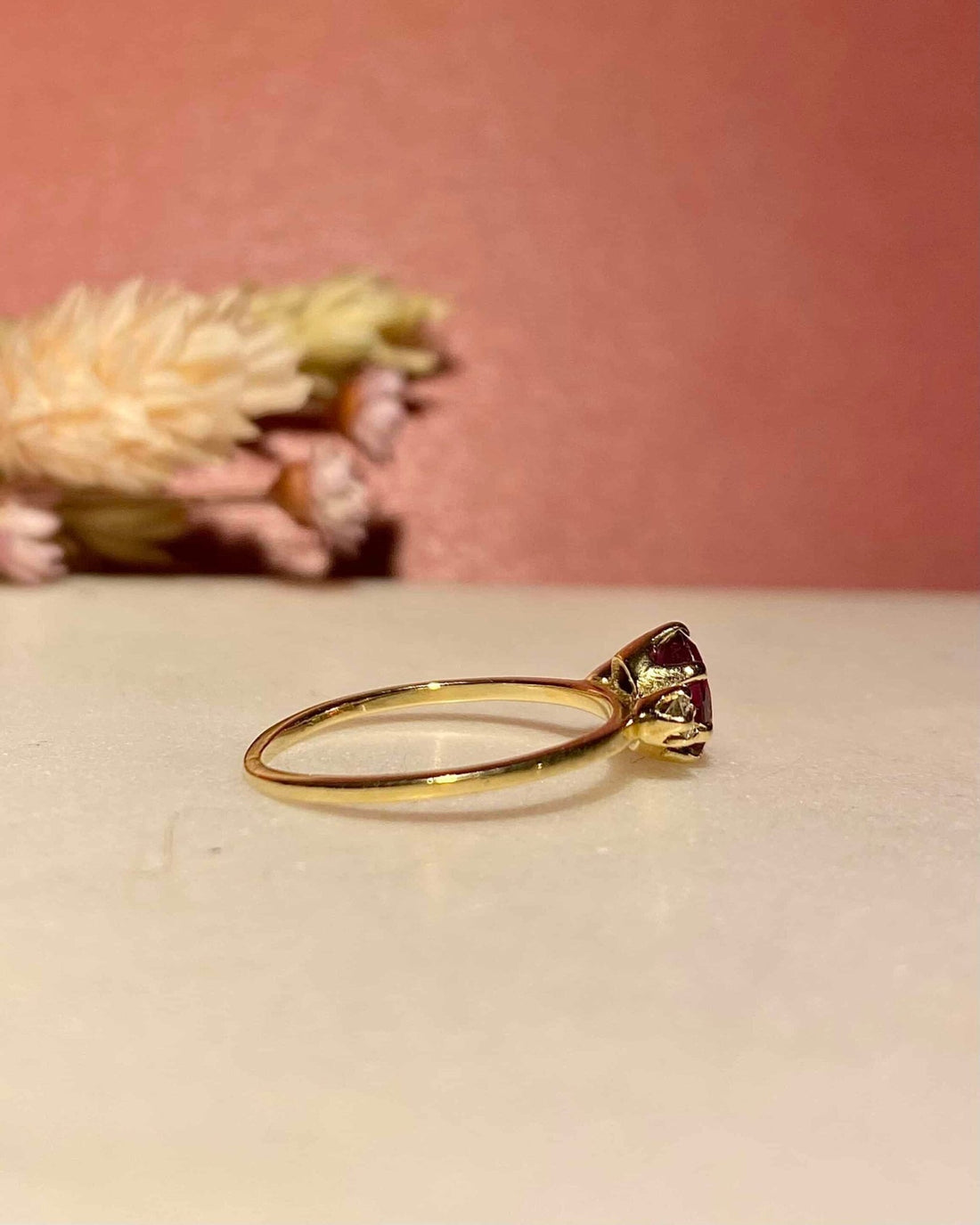 Bague Trilogie Rubis 0.50 Carat &amp; Diamants &quot;Clara&quot; - Elliade Paris