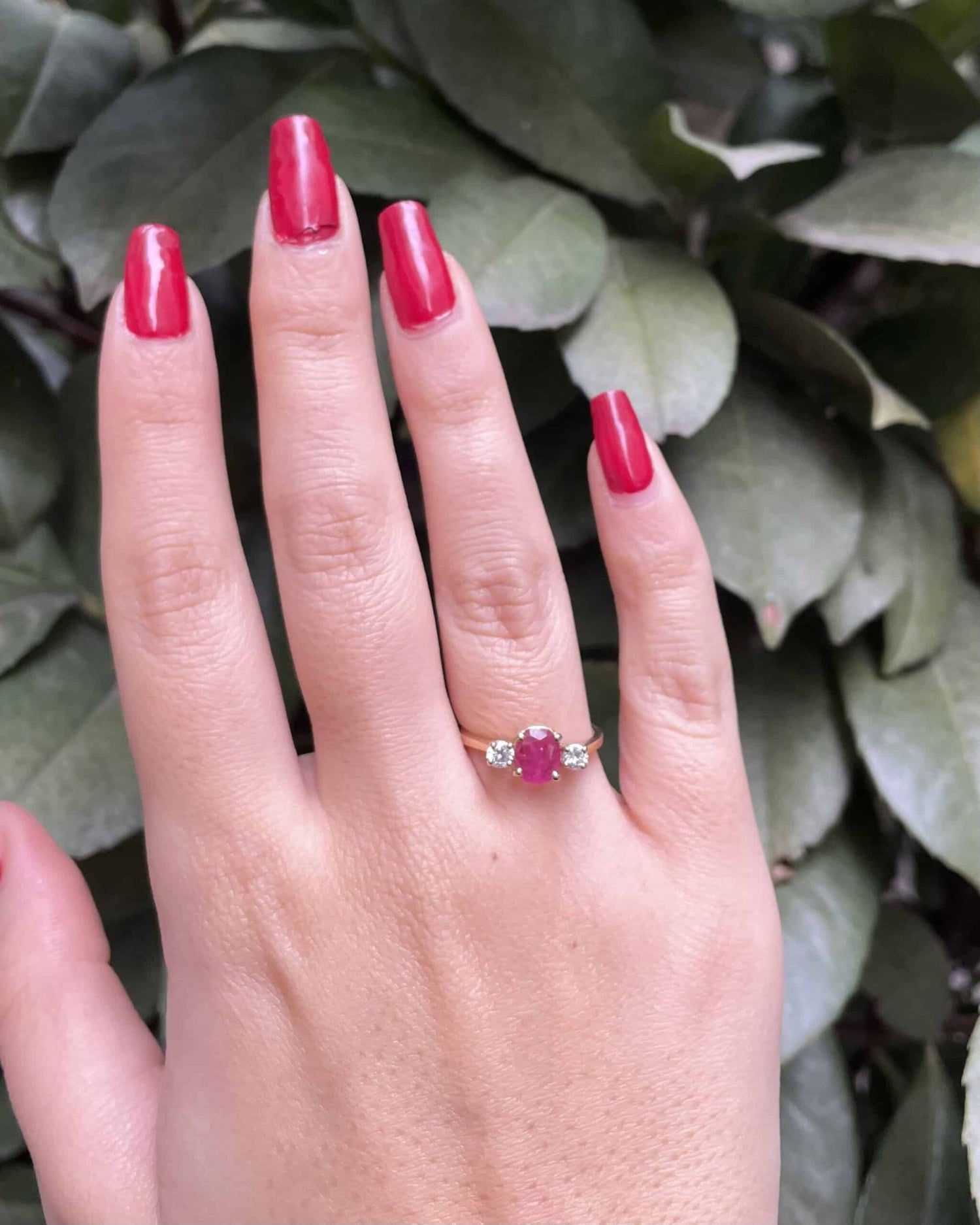 Bague Trilogie Rubis 0.55 Carat &amp; Diamants &quot;Alana&quot; - Elliade Paris