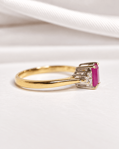 Bague Trilogie Rubis 0.70 carat &amp; Diamants "Virginia" - Elliade Paris