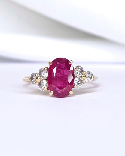Bague Trilogie Rubis 1.25 carat &amp; Diamants 0.36 carat "Marina" - Elliade Paris