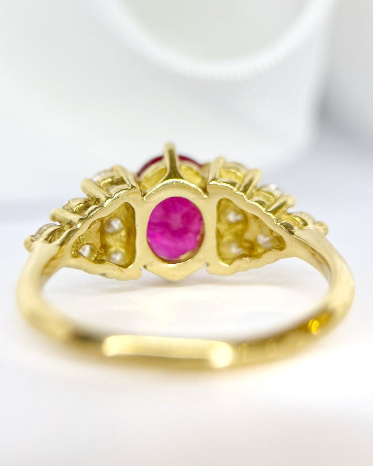 Bague Trilogie Rubis 1.65 carat &amp; Diamants 0.48 carat 4,05g "Serena" - Elliade Paris